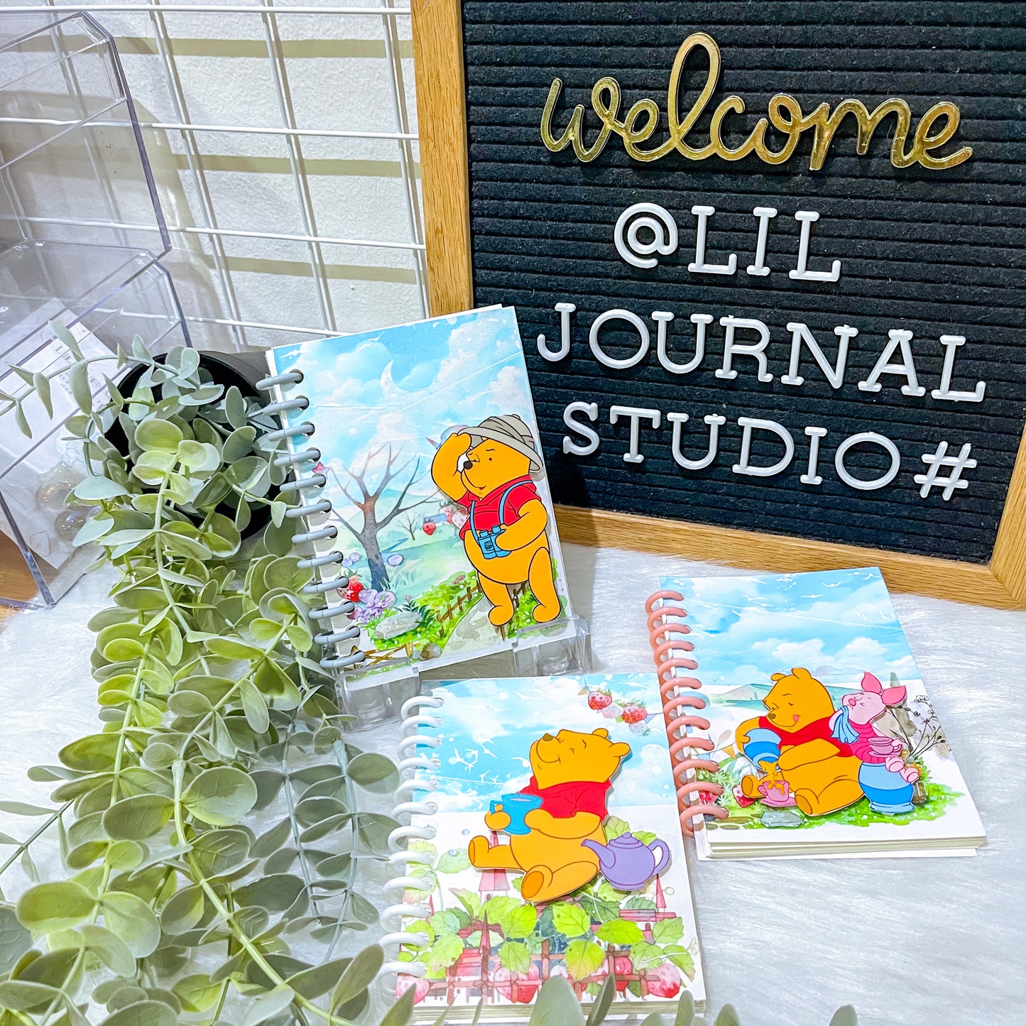 B7 Character Travel Notebook - Pooh See the World