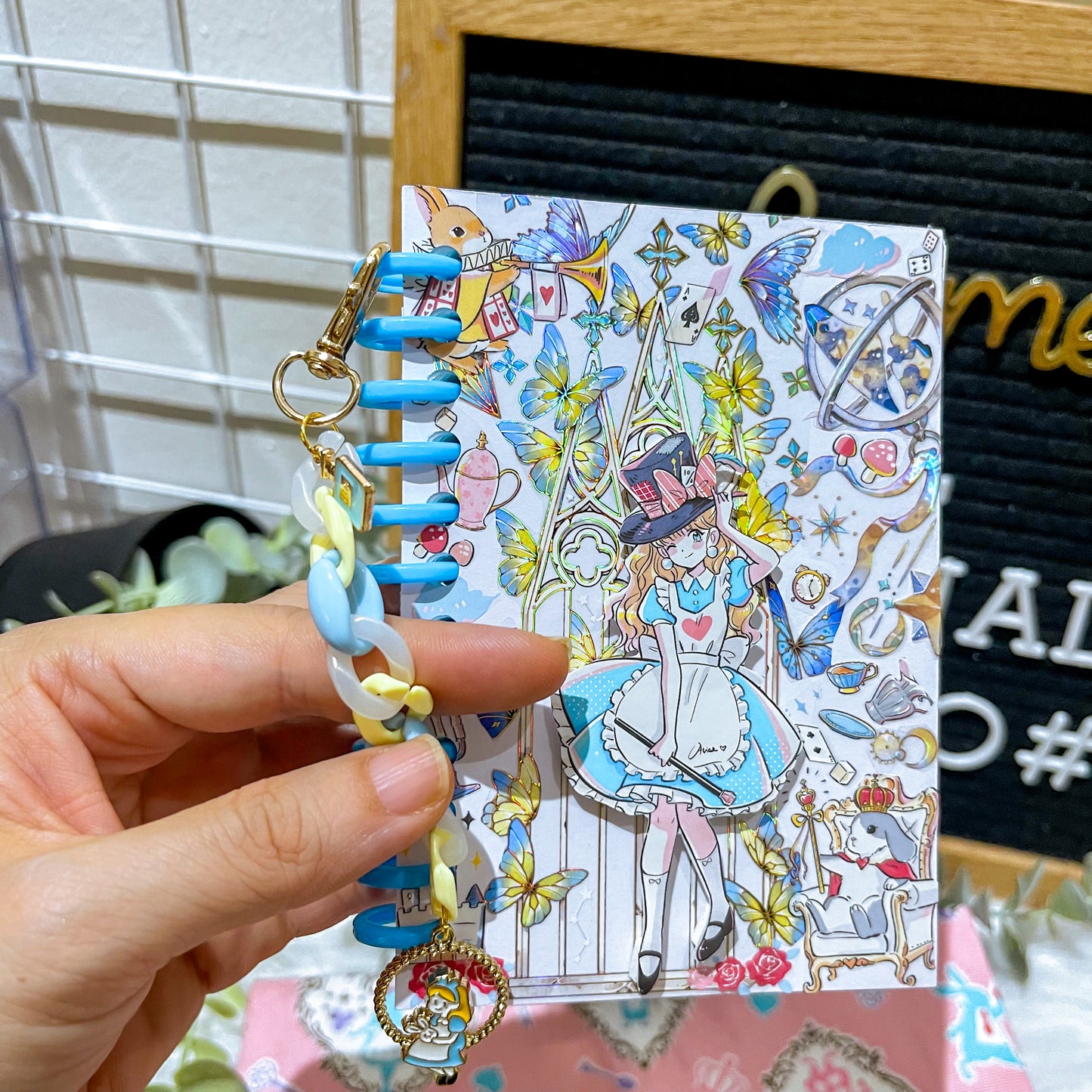 Dainty Key Charms - Wonderland