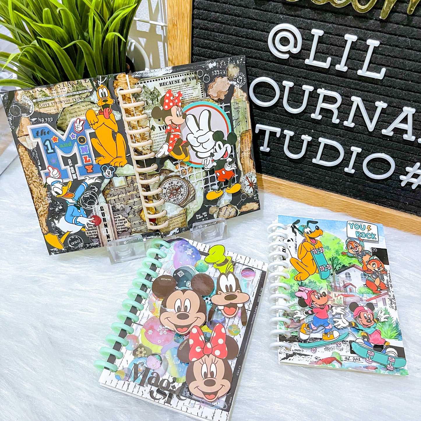 B7 Character Travel Notebook - Mickey Adventure