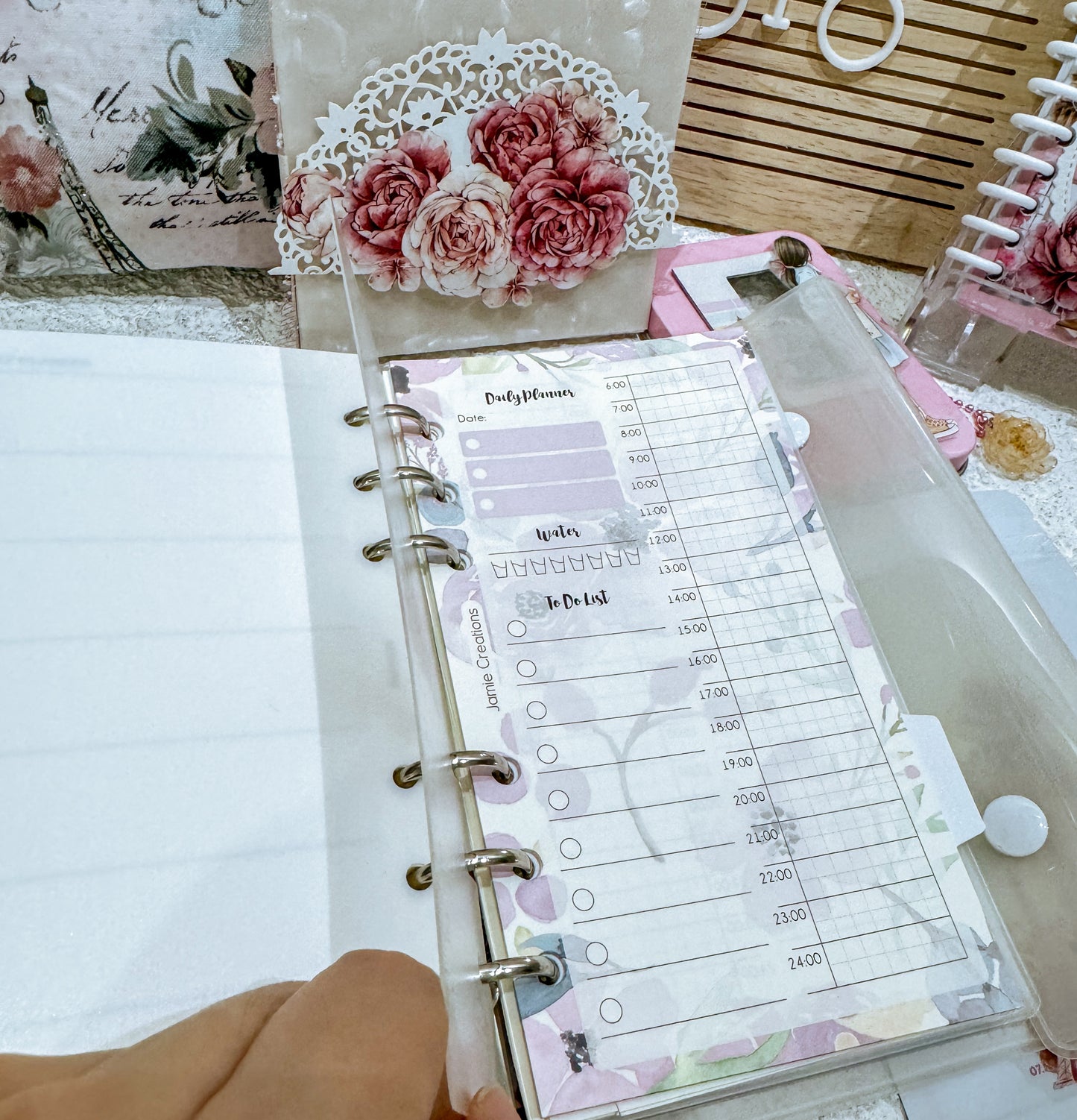 Classic Girls Queen Paris Kit