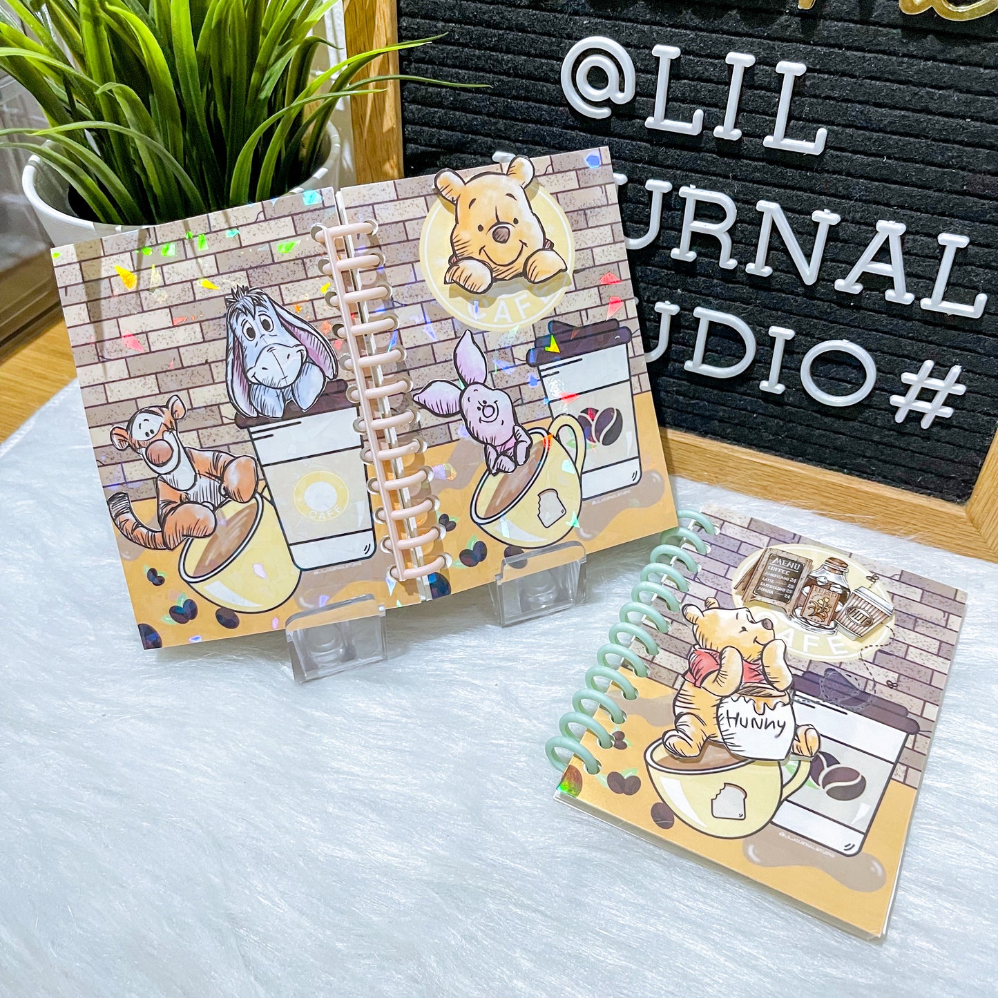 B7 Character Travel Notebook - Cafe(Nature) - Pooh