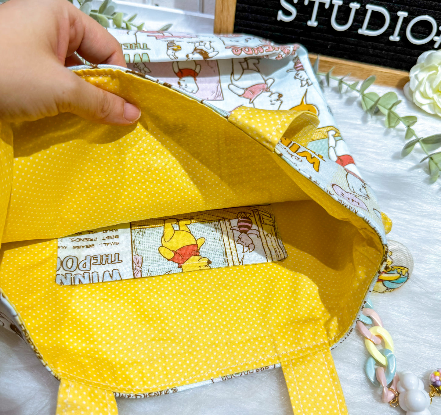 Sunshine Comic Pooh Tote bag