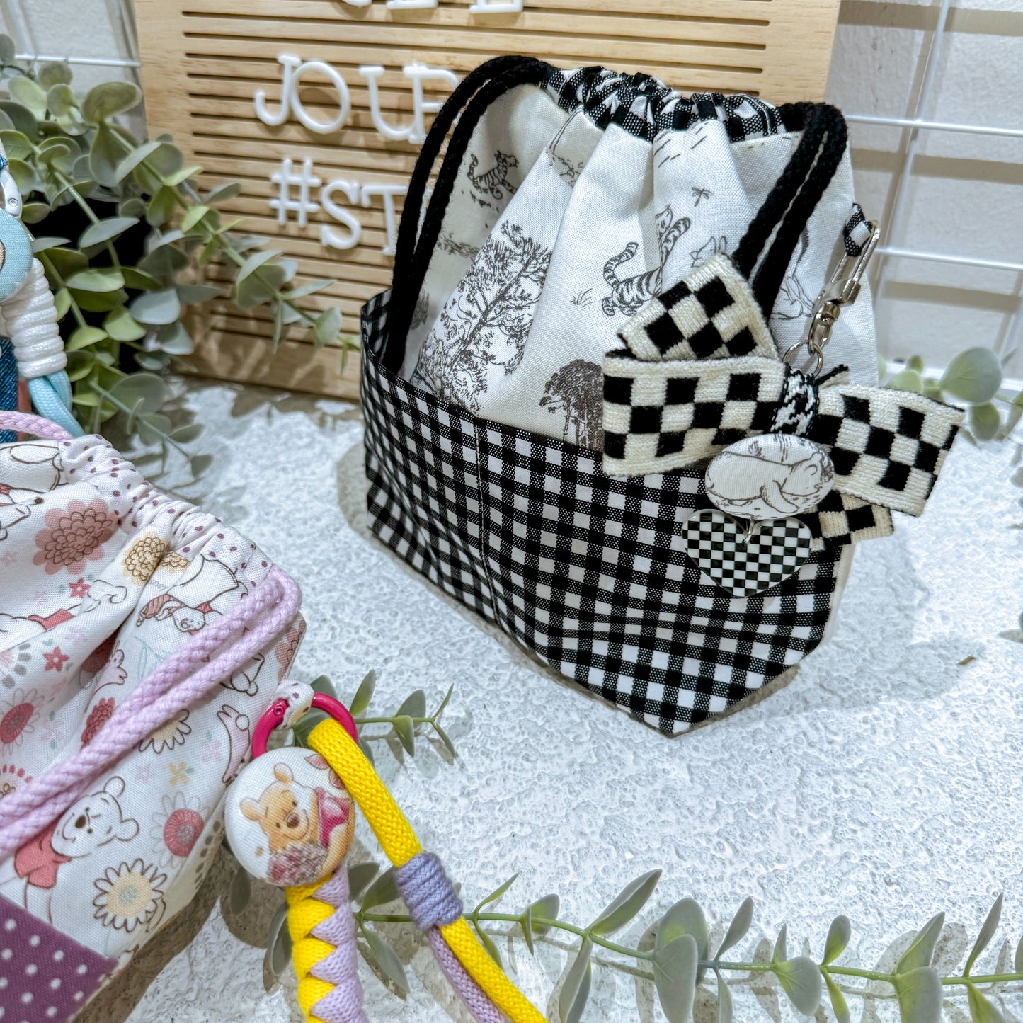 Pooh Everyday Pouches