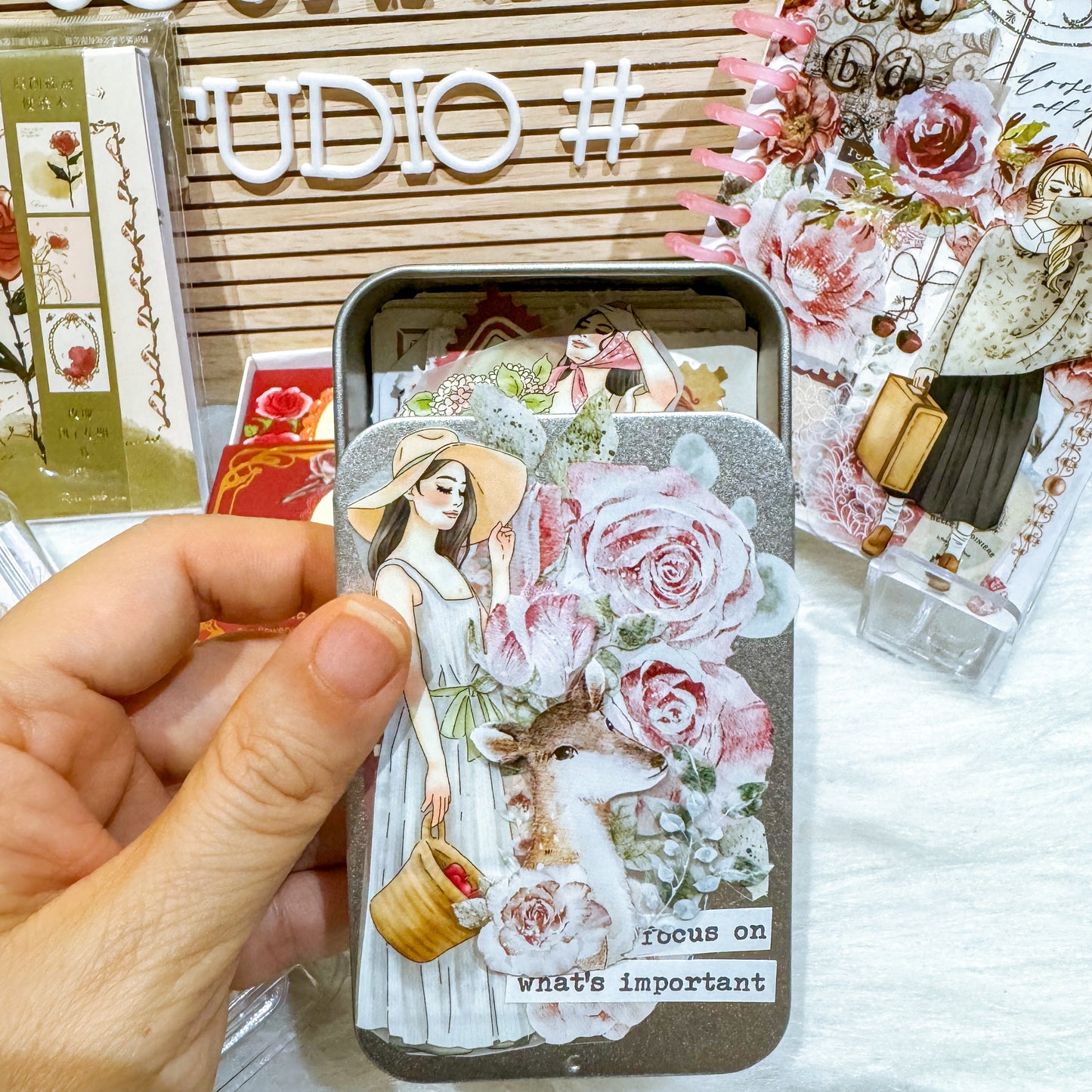 Classic Girls Rose Garden Mini Ephemera Kit