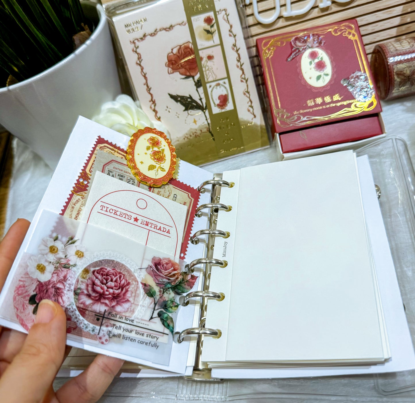 Classic Girls Rose Garden Mini Ephemera Kit