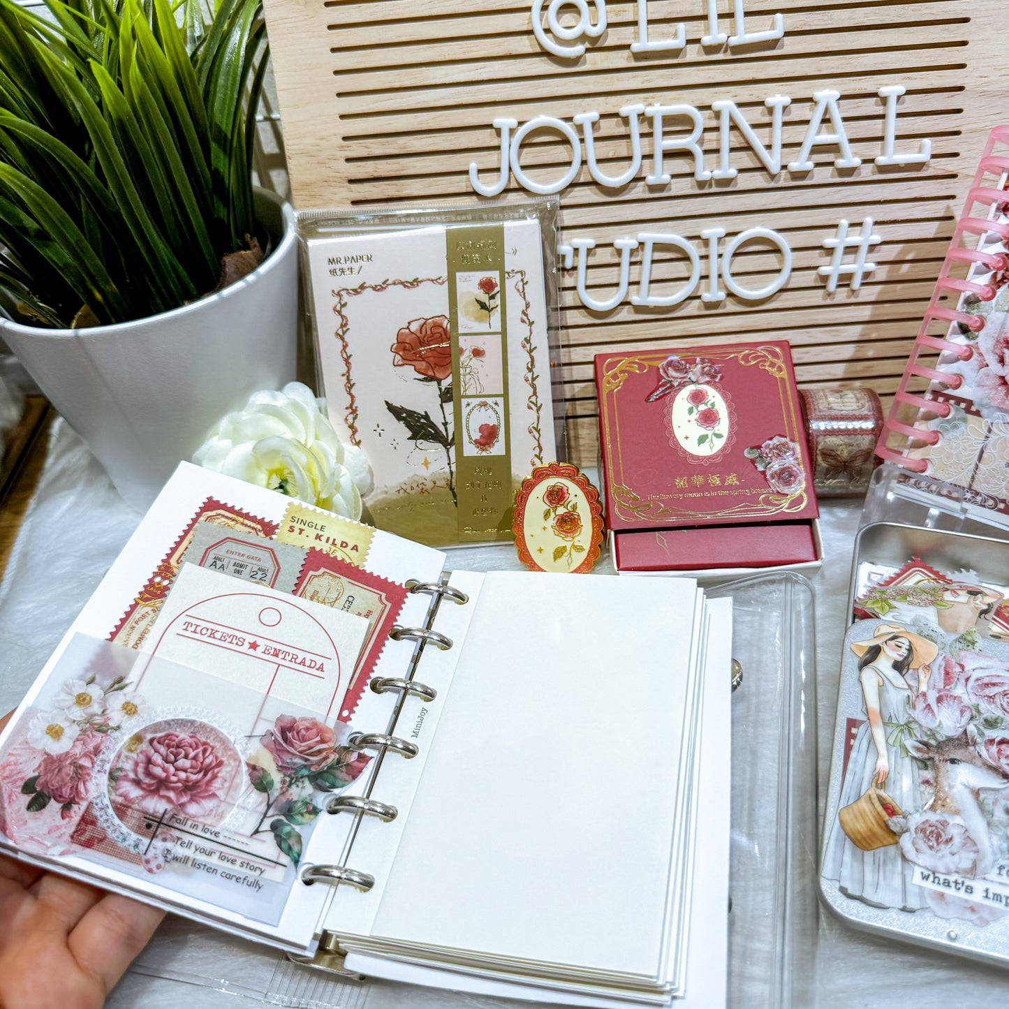 Classic Girls Rose Garden Mini Ephemera Kit
