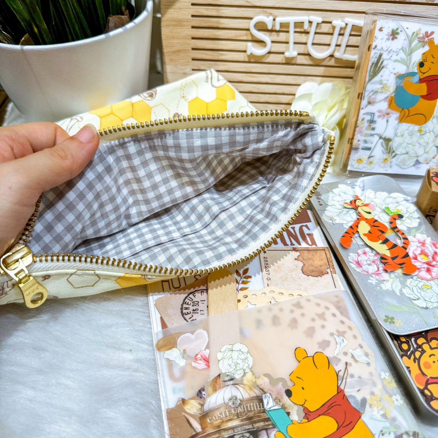 Pooh Honeycomb Coffee Ephemera Kit