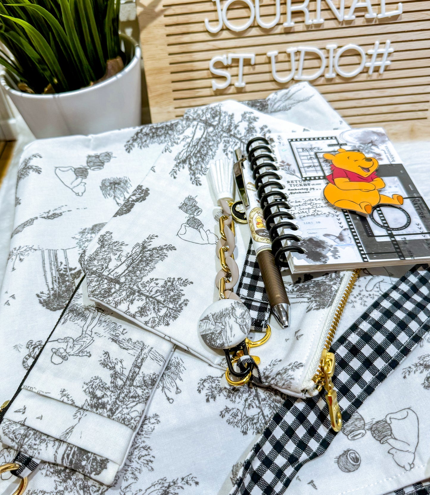 Charcoal Black Pooh Set