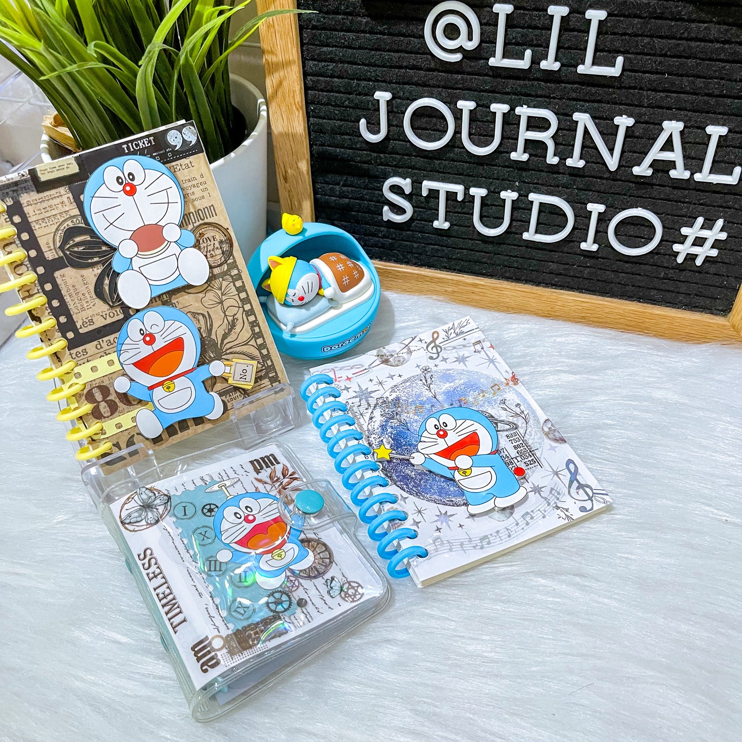 B7 Character Travel Notebook - Doraemon Enchanted Garden