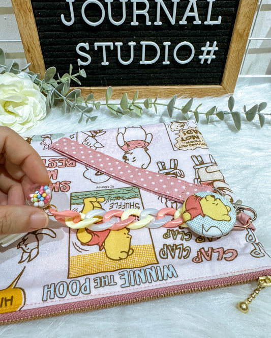 Special Ed. Comic Pooh w Exclusive Keycharm