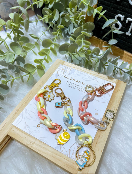 Dainty Key Charms - Wonderland