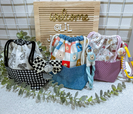 Pooh Everyday Pouches